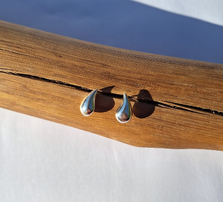 Brinco Gota em Prata 925